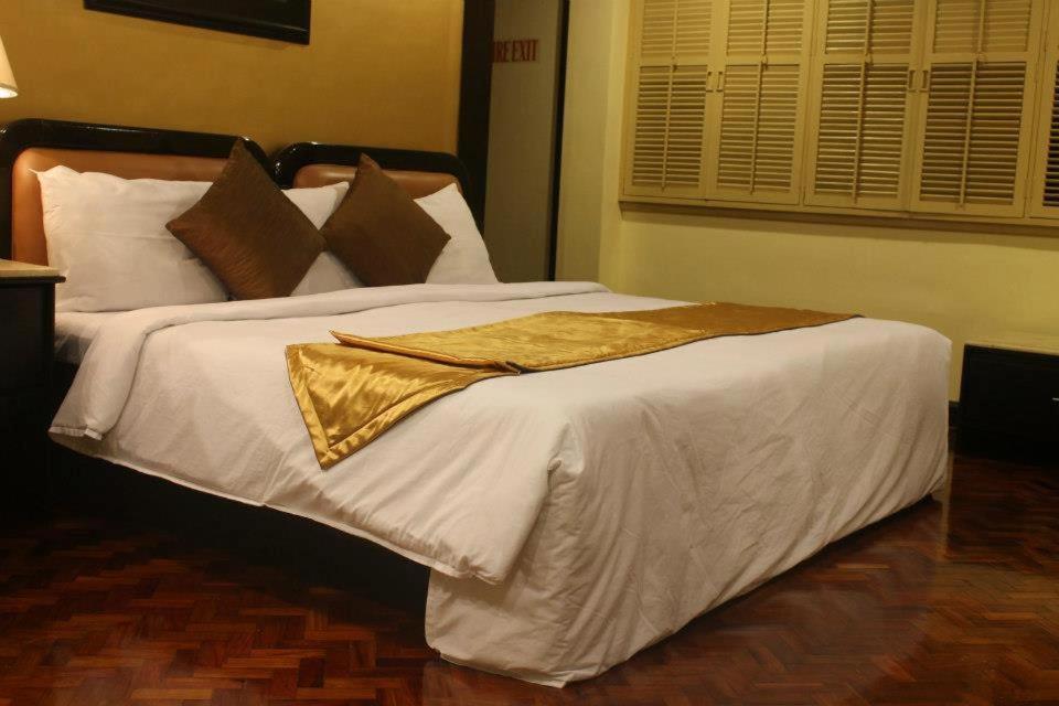 เลอเดสสวีต Hotel Makati City ภายนอก รูปภาพ