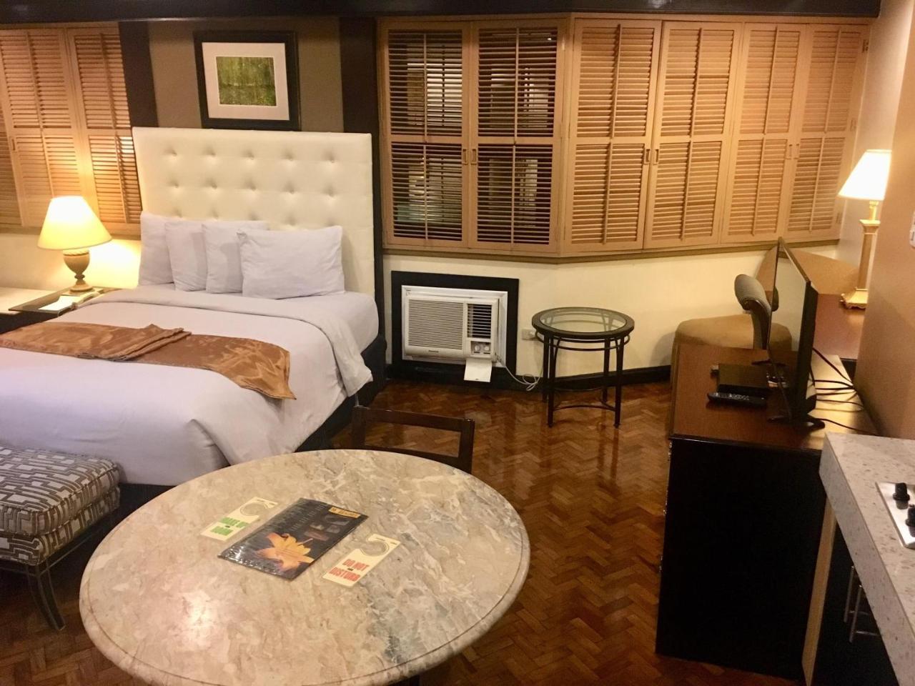เลอเดสสวีต Hotel Makati City ภายนอก รูปภาพ